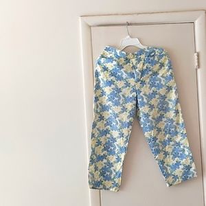 Woman capris, Cherokee. Size 6, blue. Yellow.